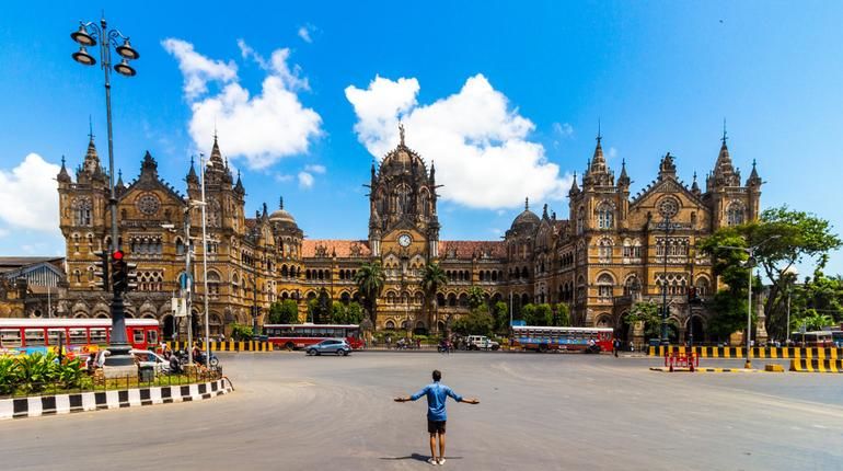 Photo of Chhatrapati Shivaji Maharaj International Airport (BOM), Terminal 2, Navpada, Vile Parle East, Vile Parle, Mumbai, Maharashtra, India by Rohit Prajapati (Aaric)