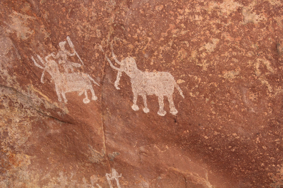 Photo of Bhimbetka rock shelters, Bhojpur Raisen, Madhya Pradesh, India by Rohit Prajapati (Aaric)