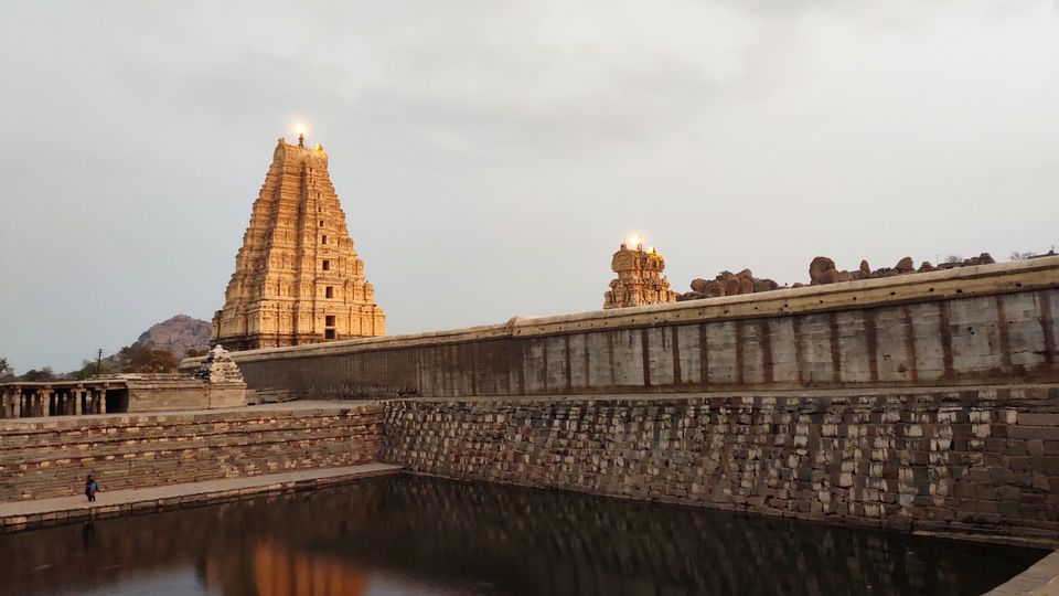 Photo of Virupaksha Temple, Hampi, River Road, Hampi, Karnataka, India by Omkar Kulkarni
