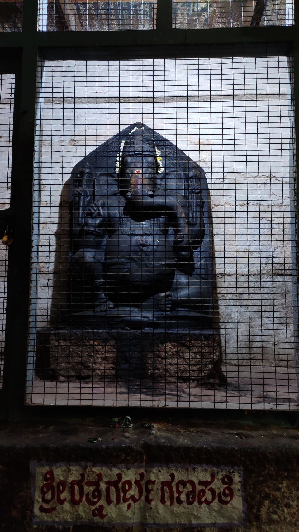 Photo of Virupaksha Temple, Hampi, River Road, Hampi, Karnataka, India by Omkar Kulkarni