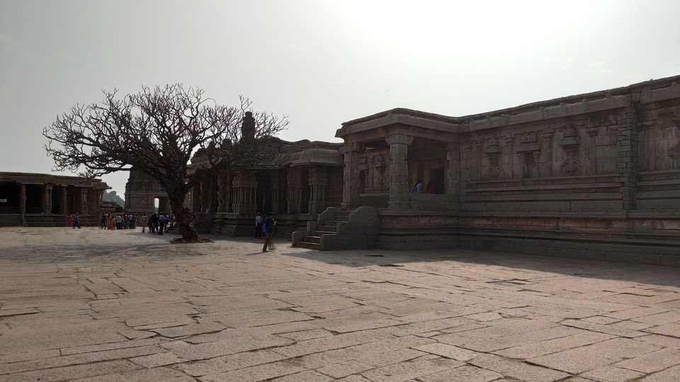 Photo of Vitthala Temple, Hampi, Karnataka, India by Omkar Kulkarni