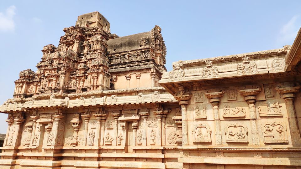 Photo of Hazara Rama Temple, Karnataka, India by Omkar Kulkarni