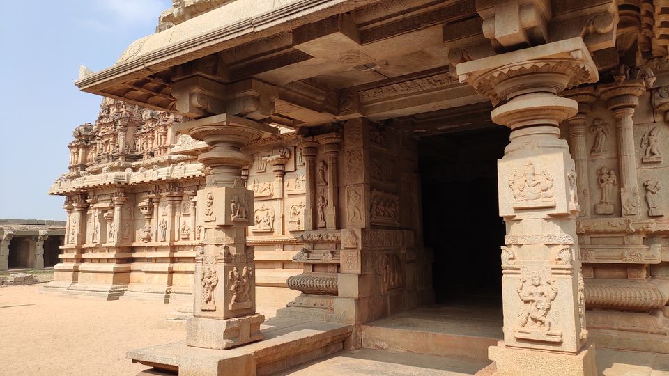 Photo of Hazara Rama Temple, Karnataka, India by Omkar Kulkarni
