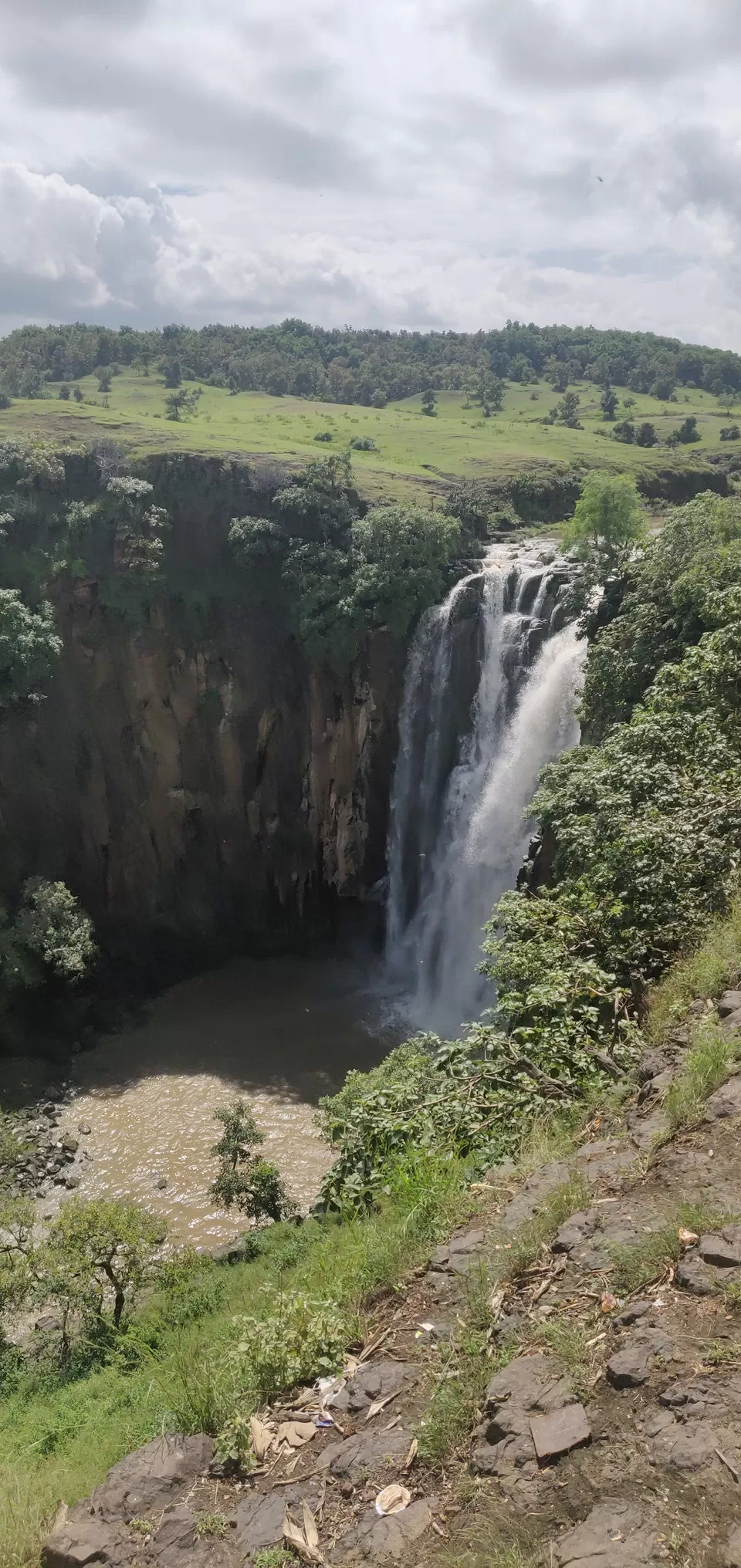 Photo of Patalpani Waterfall, Kekariya Dabri, Madhya Pradesh by Divisha - The Diadeb