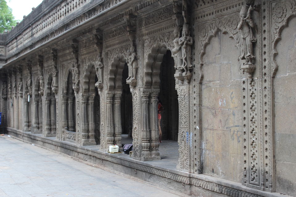 Photo of Maheshwar fort, Maheshwar, Madhya Pradesh, India by Divisha - The Diadeb