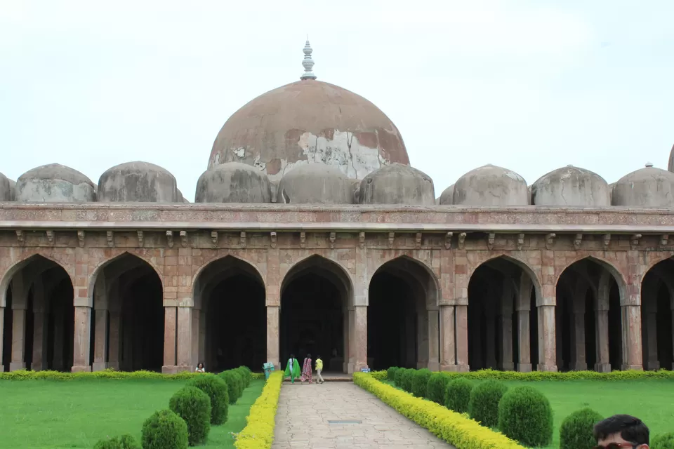Photo of Jami Masjid, Jahaj Mahal Internal Road, Mandu, Mandav, Madhya Pradesh, India by Divisha - The Diadeb