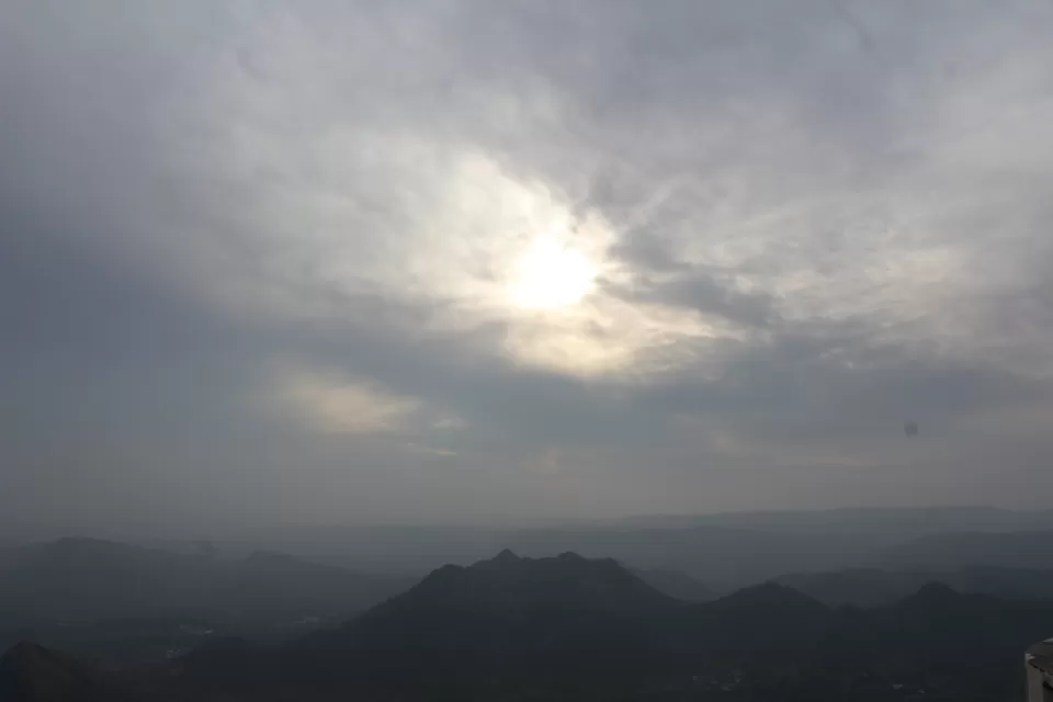 Photo of Sajjangarh Monsoon Palace, Sajjan Garh Road, near Mewar Garh hotel, Eklavya Colony, Udaipur, Rajasthan, India by Divisha - The Diadeb