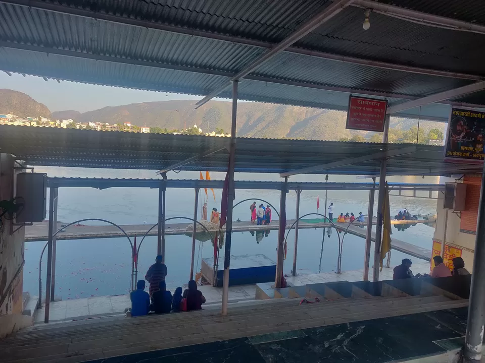 Photo of Pushkar Lake, Pushkar, Rajasthan by Divisha - The Diadeb