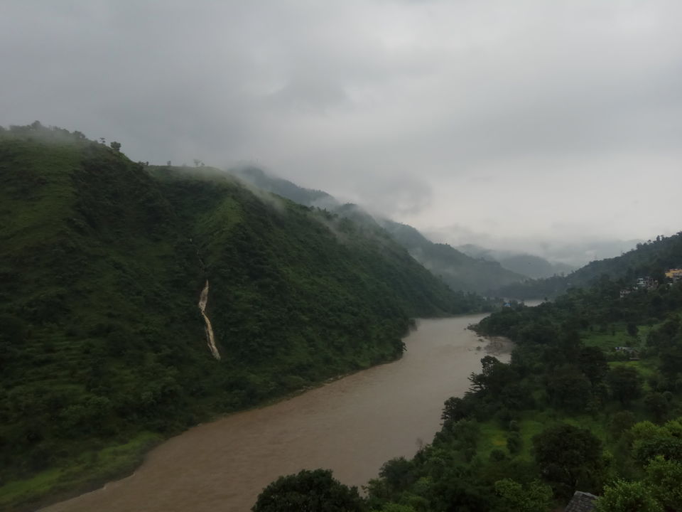 Photo of Pandoh, Himachal Pradesh, India by The Wolf Girl