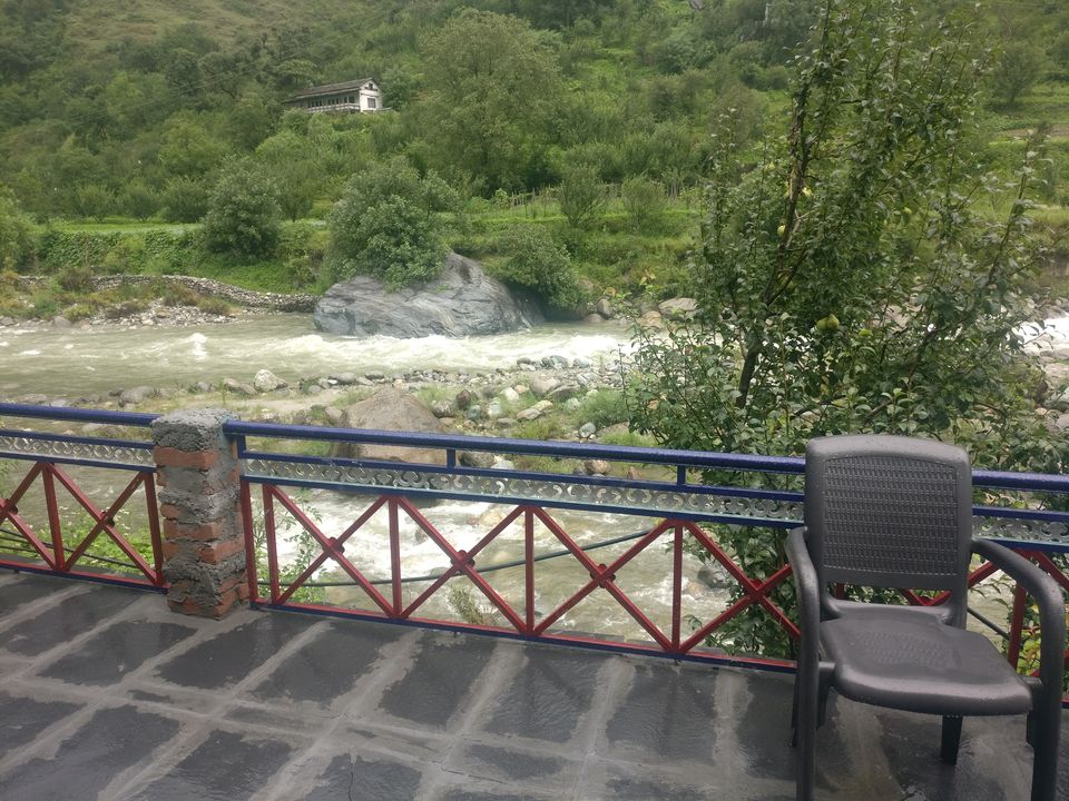 Photo of Tirthan Valley, Pekhri, Himachal Pradesh, India by The Wolf Girl