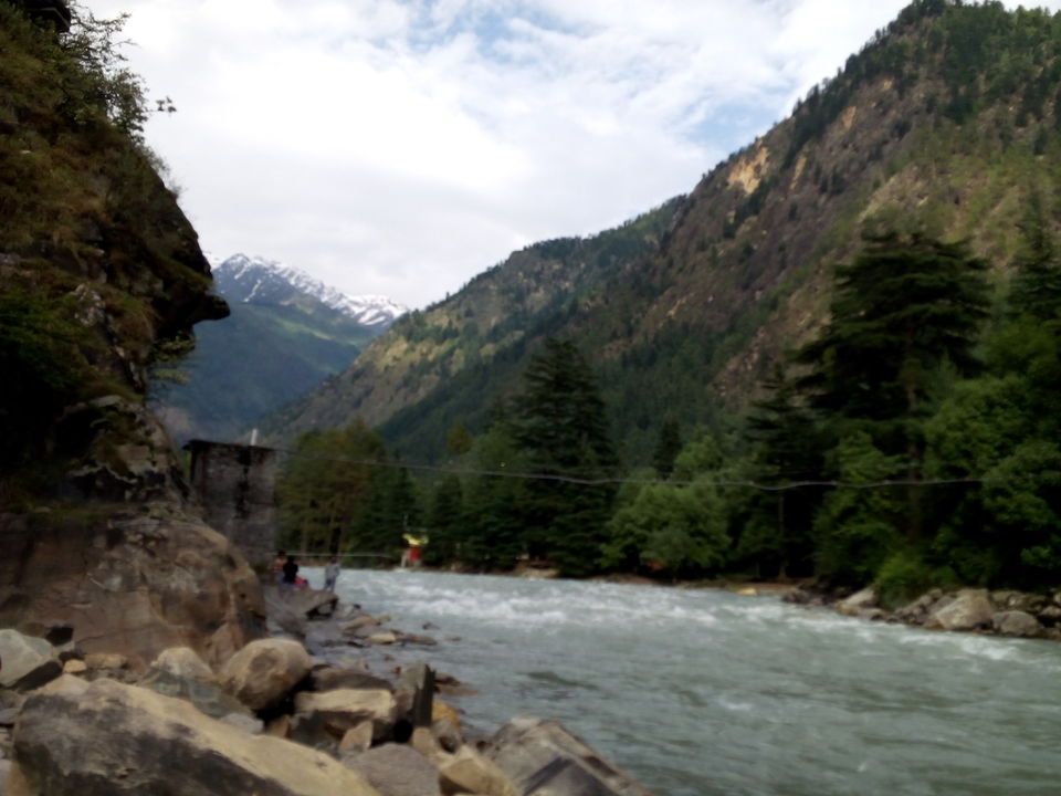 Photo of Kasol : A solo trip in the Himalayan Valley 10/35 by Aayush Shrut