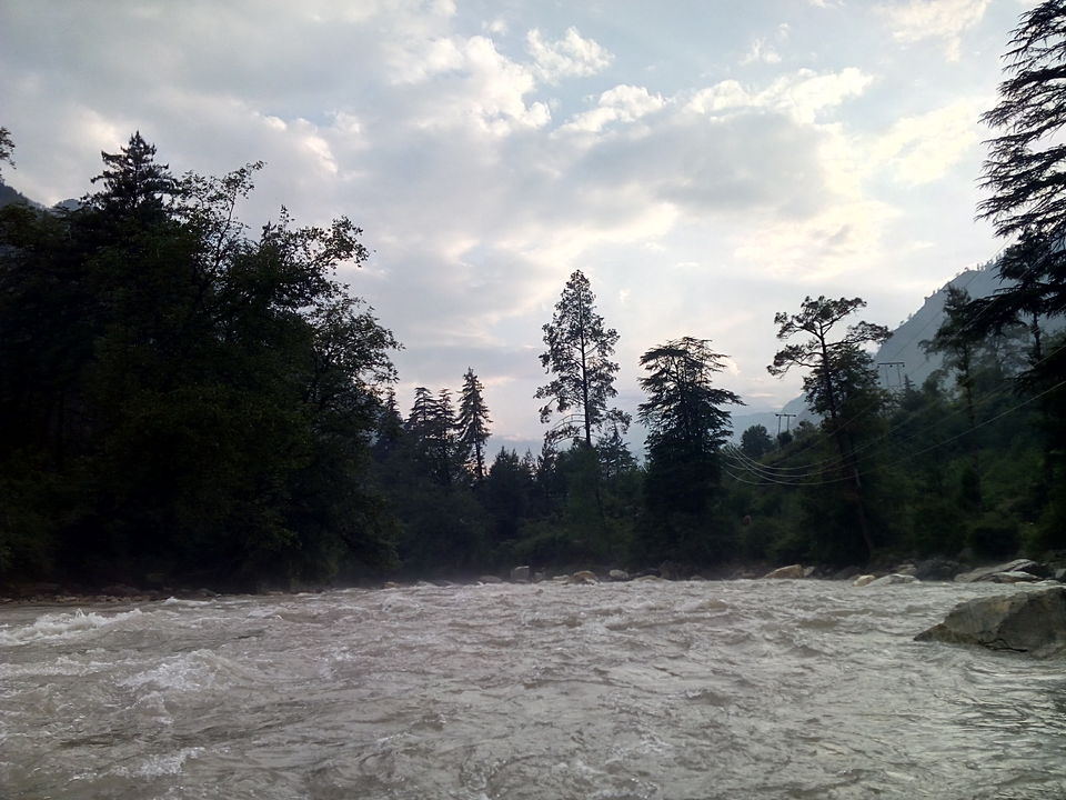 Photo of Kasol : A solo trip in the Himalayan Valley 24/35 by Aayush Shrut