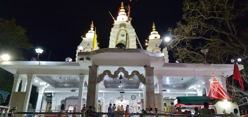 Photo of Khajrana Ganesh Main Road, Bengali Colony, Khajrana, Indore, Madhya Pradesh, India by prajjwal choudhary