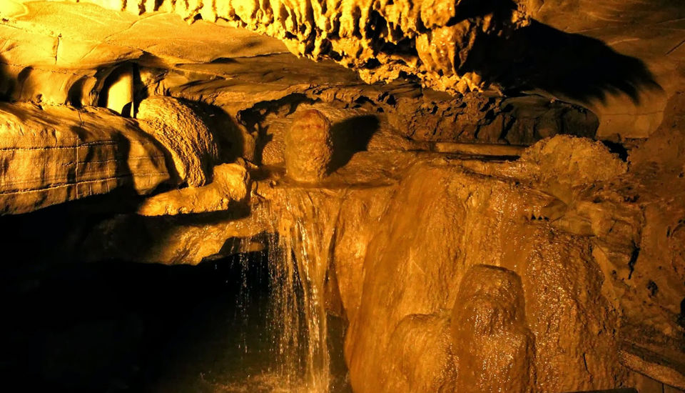 Photo of Sweating it off inside the second longest Cave system in India - Belum Caves by Ananiah Blessing