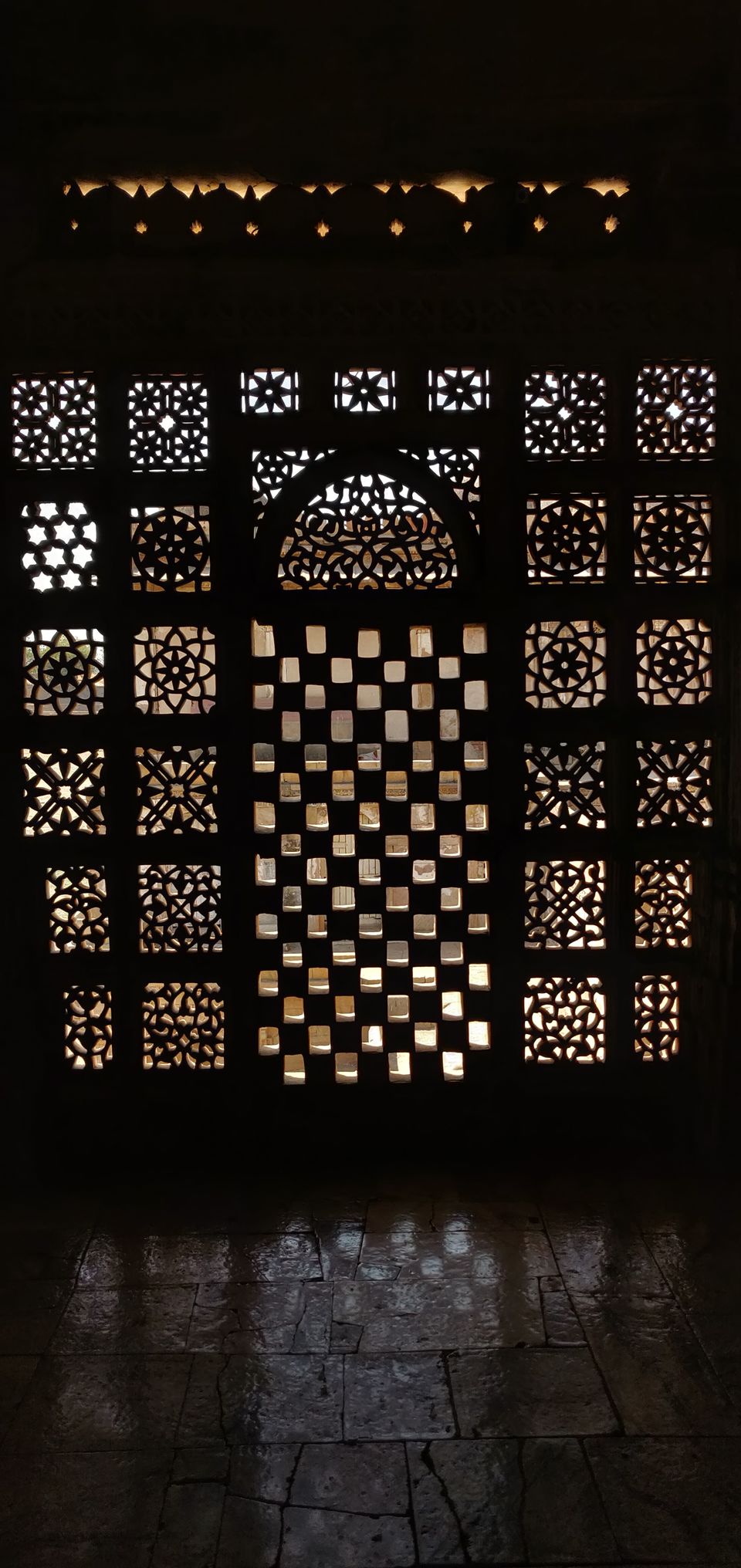 Photo of Sarkhej Roza (the living monument) 9/10 by akash