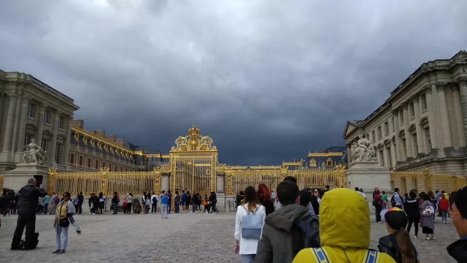 Photo of Palace of Versailles, Versailles, France by Priyanka Jaiswal