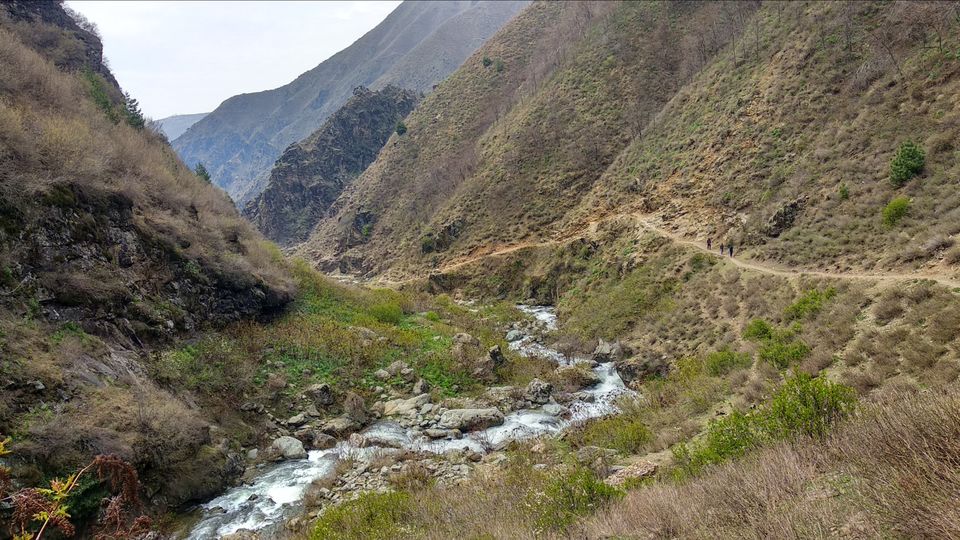 Photo of This is for those who love trekking. by Shabir Ah