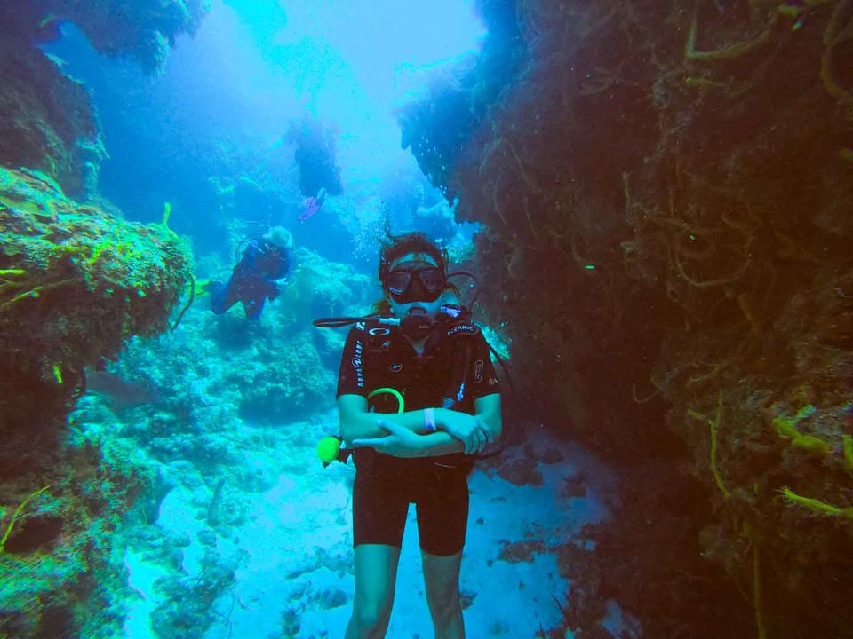 Photo of THE ULTIMATE GUIDE TO SCUBA DIVING IN COZUMEL by Shraddha