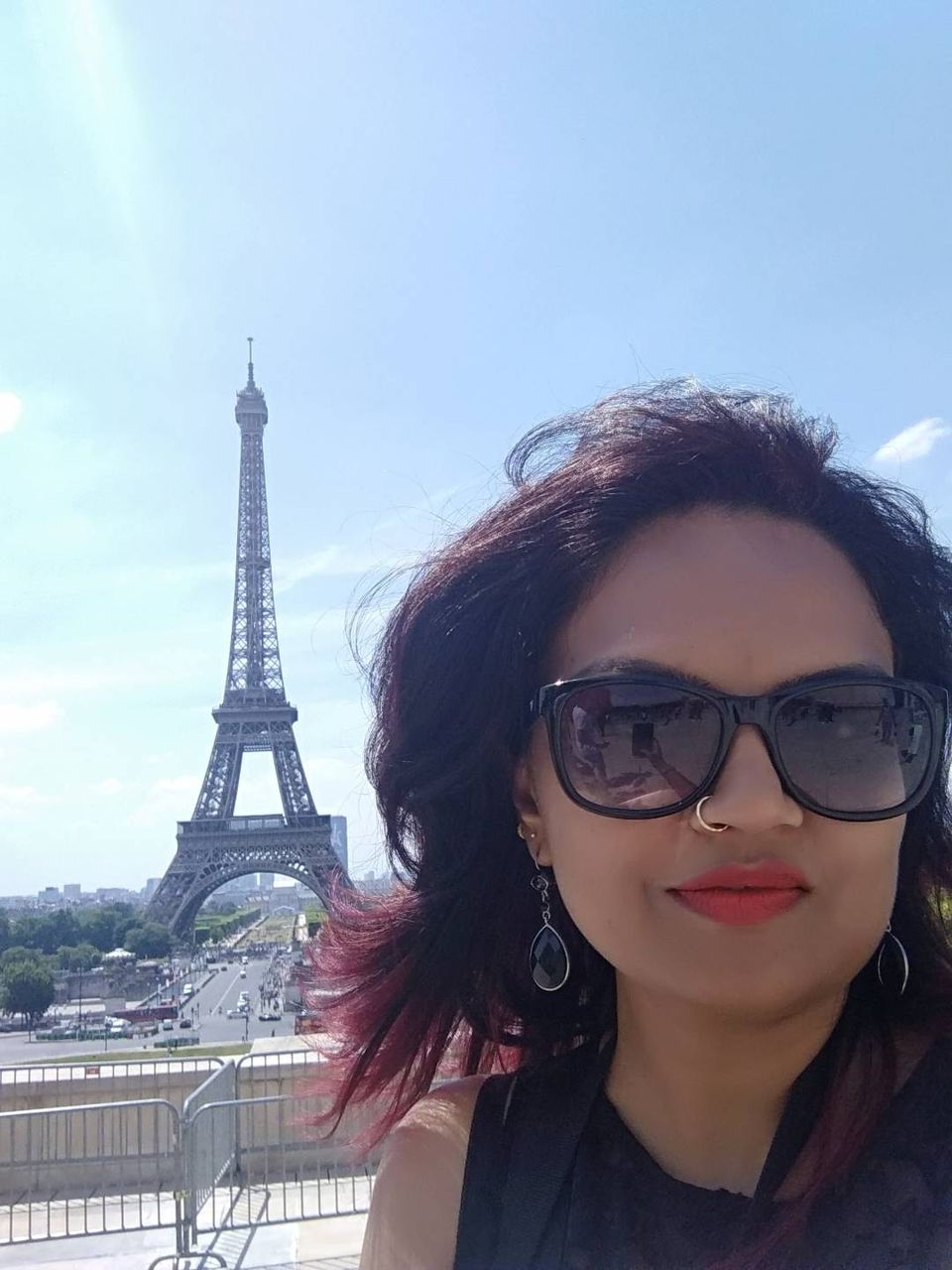 Photo of Eiffel Tower, Champ de Mars, Avenue Anatole France, Paris, France by Nishitha Taralagatti