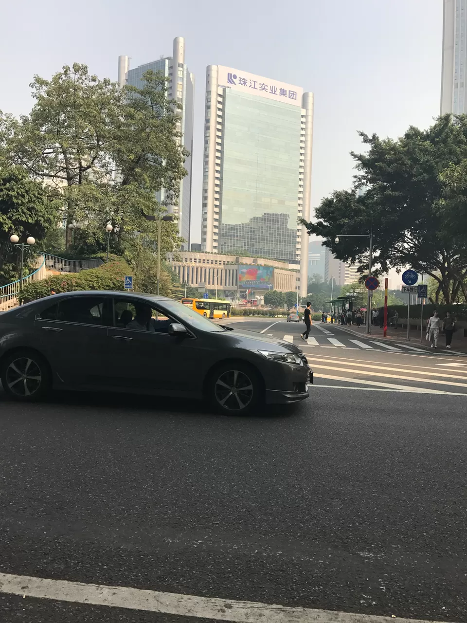 Photo of Yuexiu Qu,Guangzhou Shi by Vishvanath Bhatt