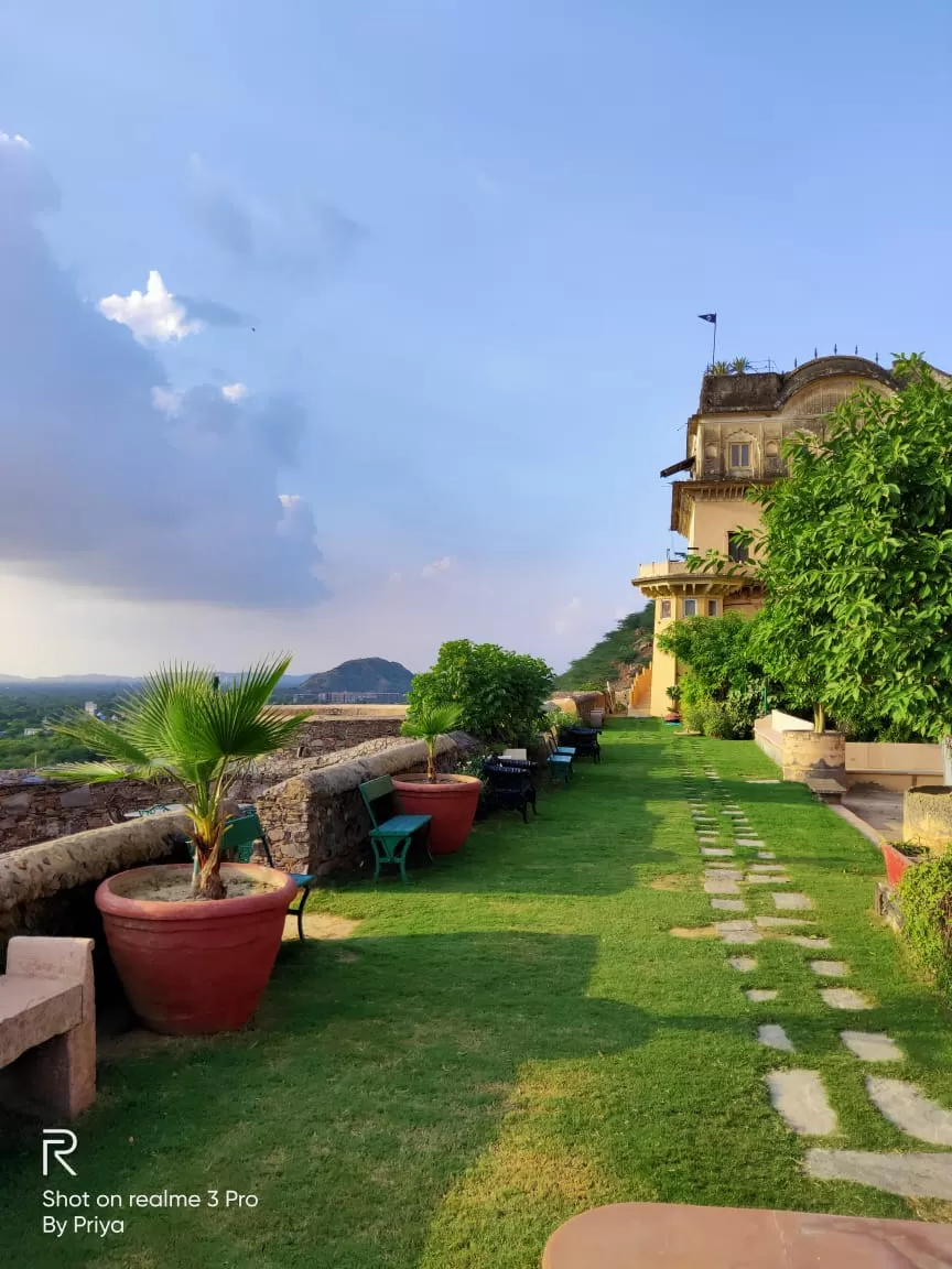 Photo of Neemrana Fort-Palace, Delhi - Jaipur Expy, Neemrana, Rajasthan, India by Gaurav Ghumakkar
