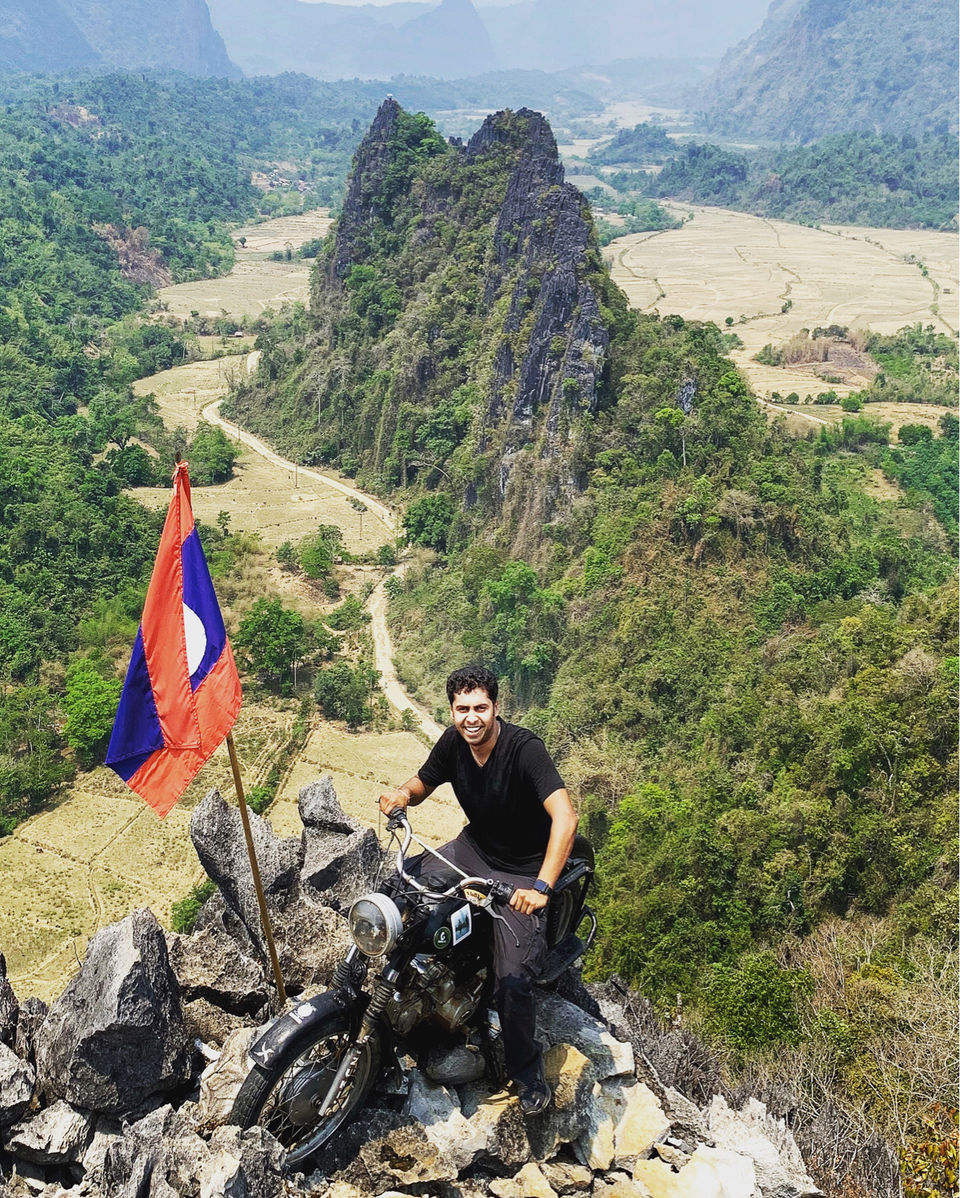 Photo of Backpacking Laos by Nirmohi Yatri