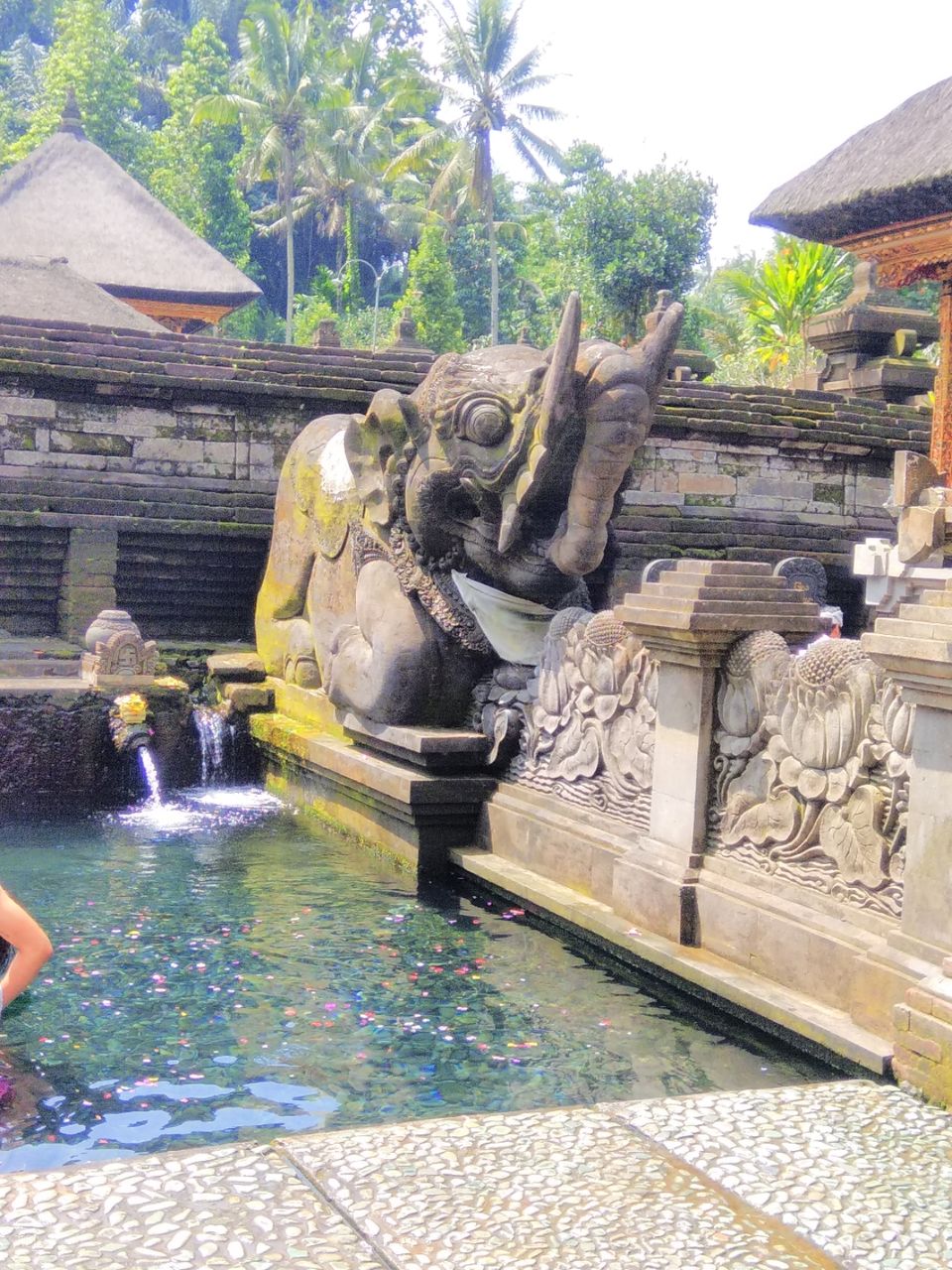 Photo of Tirta Empul Temple, Jalan Tampaksiring, Manukaya, Gianyar, Bali, Indonesia by Ratan Tatikonda