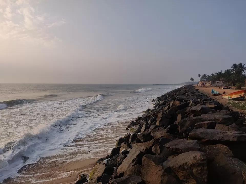 Photo of Rock Beach, White Town, Puducherry, India by globetrotterush5