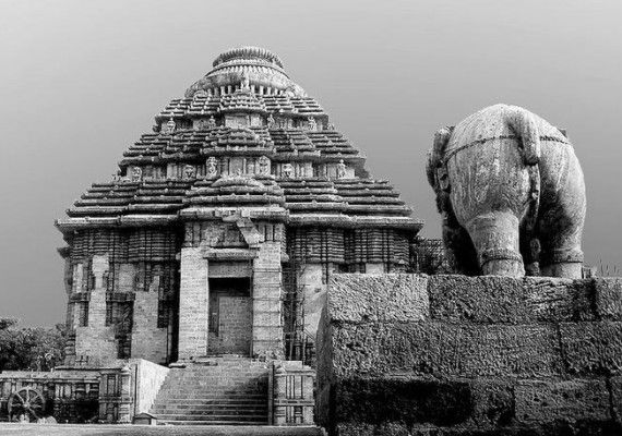 Photo of Sun Temple, Konark, Odisha, India by travelgenes
