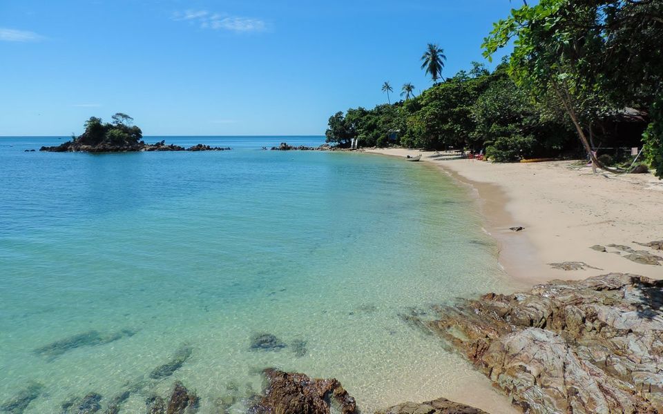 Photo of The Hidden Gem in Malaysia - Kapas Island 3/5 by therookietravellers