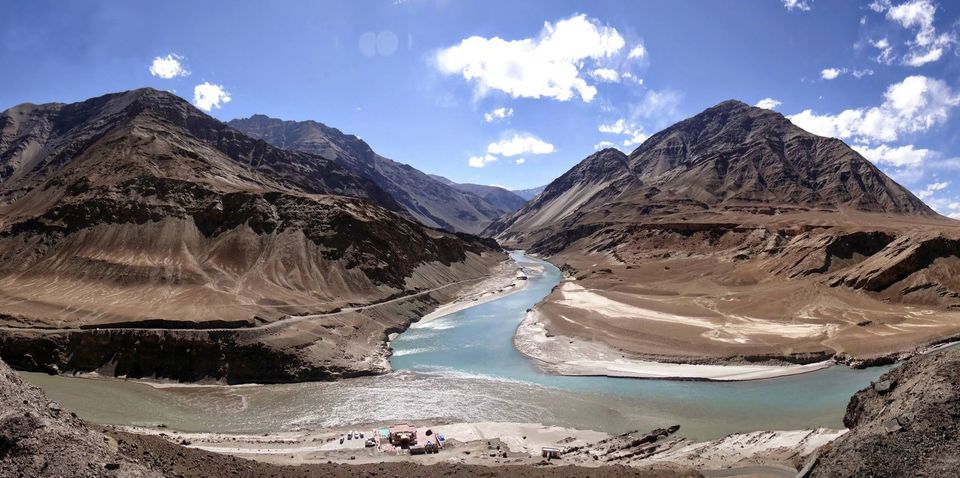 Photo of Backpacking in Ladakh : My encounter with killer buffaloes, rats and flirty shopkeepers 1/14 by Ankita Sharma