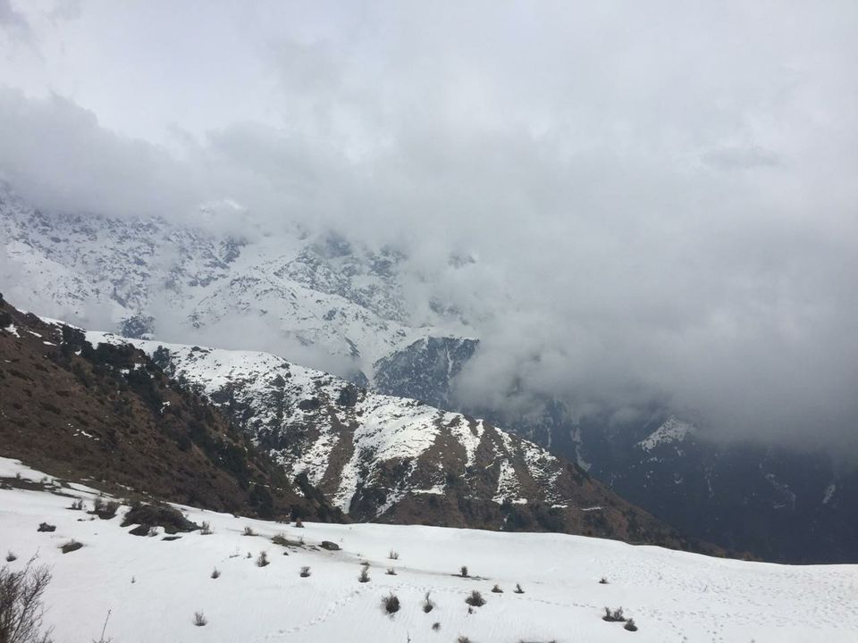 Photo of Triund Trek, Trail to Triund Hill, Dharamshala, Himachal Pradesh, India by Aniket Tekwade