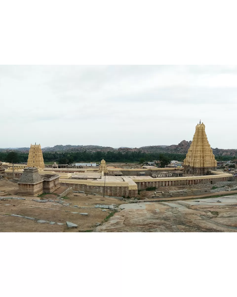 Photo of Virupaksha Temple East Gopura, Hampi, Karnataka, India by Sarthak Niwate