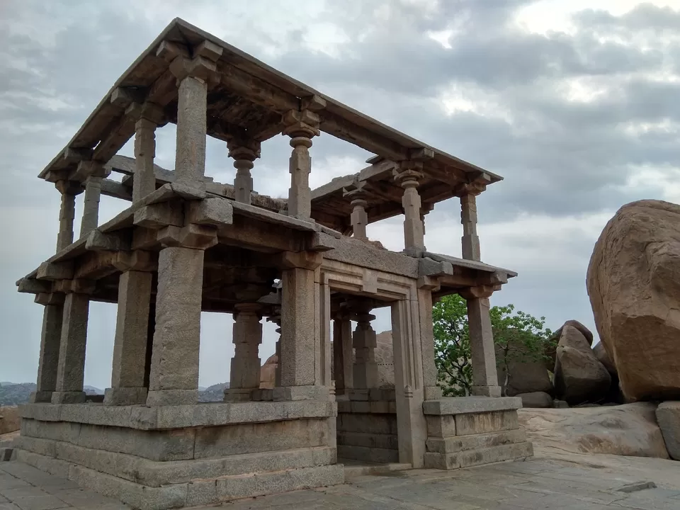Photo of Sunset point Hemakuta, State Highway 131, Hampi, Karnataka, India by Sarthak Niwate