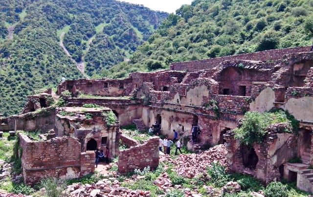 Photo of Bhangarh Fort- story behind world's most haunted place 3/6 by Soubhik Bhanja