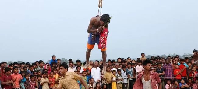 Photo of CHARAK-- festival where thrill & faith walks hand-in-hand by Soubhik Bhanja