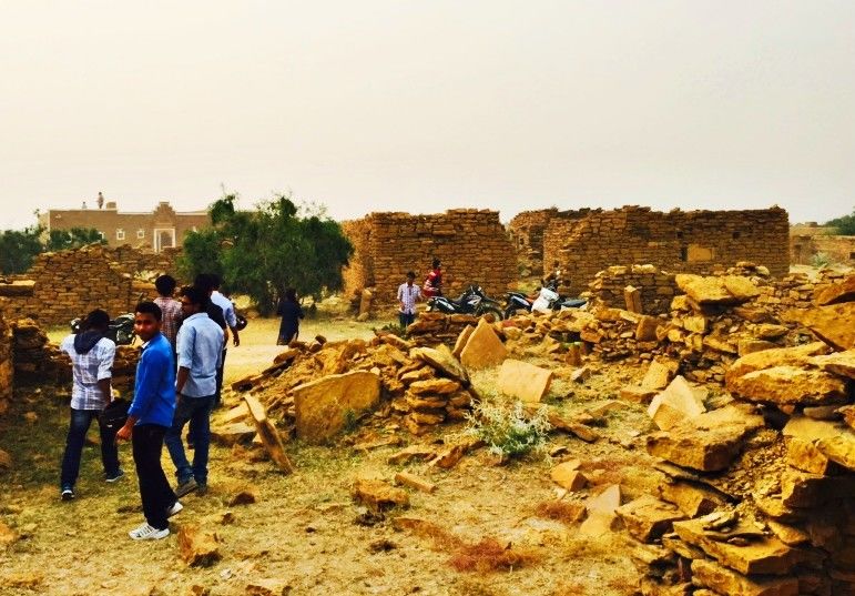 Photo of Mysterious story behind overnight disappearing of 1000+ people by Soubhik Bhanja