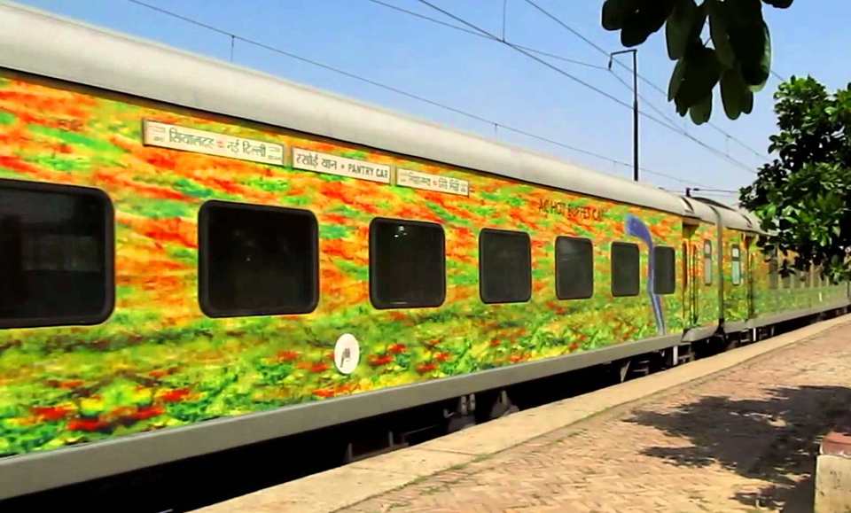 Photo of 10 Reasons Why the Indian Railways is Awesome! 1/19 by Saurav