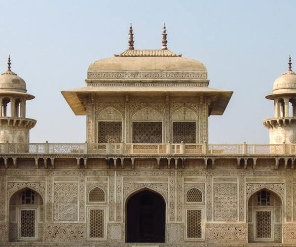 Photo of Beyond the Taj in Agra 3/8 by Saurav
