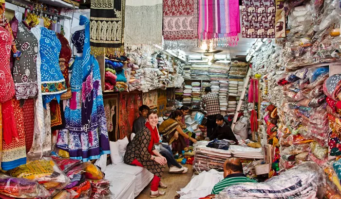 Photo of Bapu Bazaar, Pink City, Jaipur, Rajasthan, India by Saurav