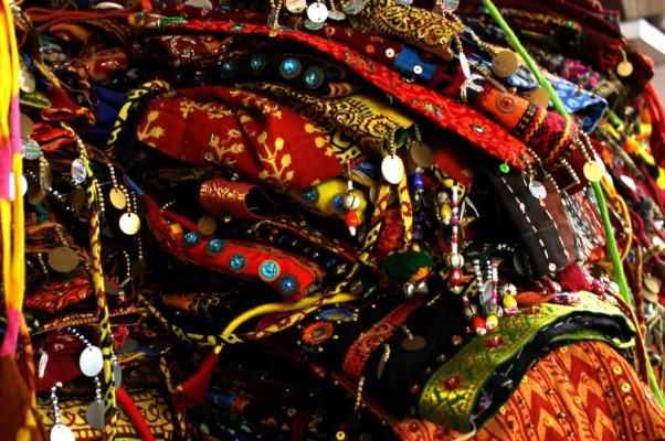 Photo of Sindhi Market, Revdi Bazar, Ahmedabad, Gujarat, India by Saurav