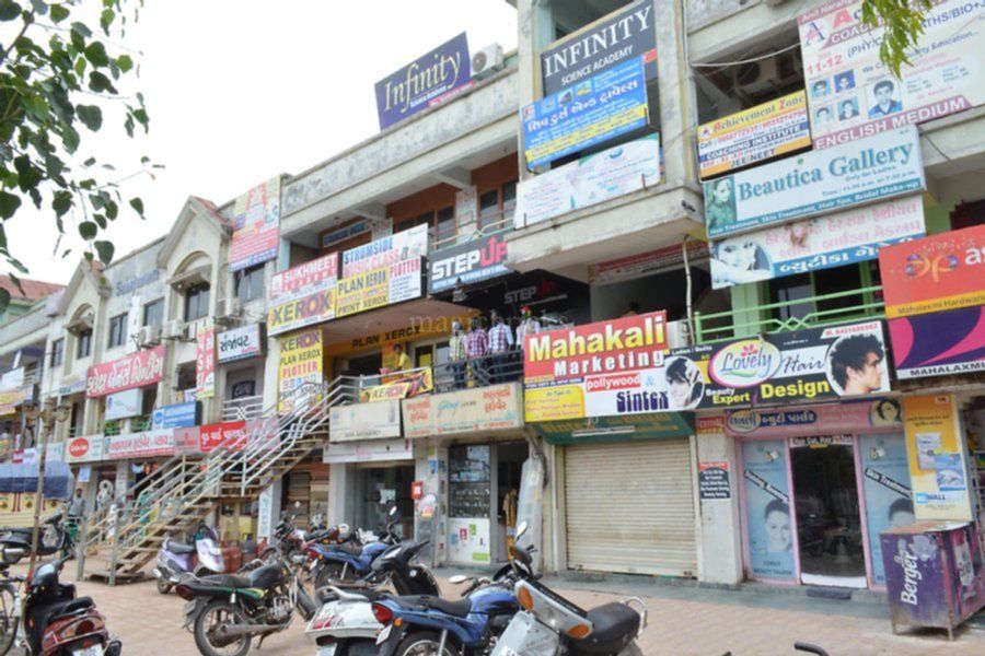 Photo of Chimanlal Girdharlal Road, Bapu Nagar, Usmanpura, Ahmedabad, Gujarat, India by Saurav
