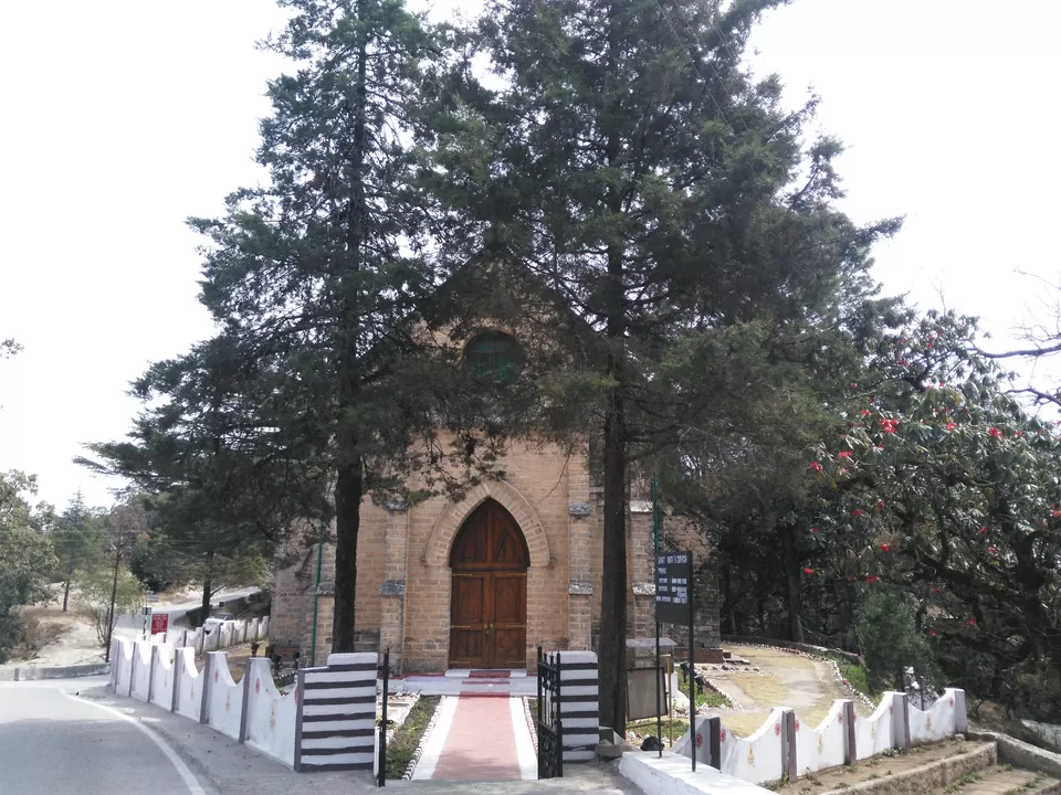 Photo of St Mary's Church, Lansdowne Road, London, UK by Ishita Das Sarkar
