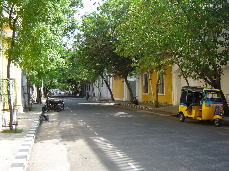 Photo of White Town, Puducherry, India by Ishita Das Sarkar