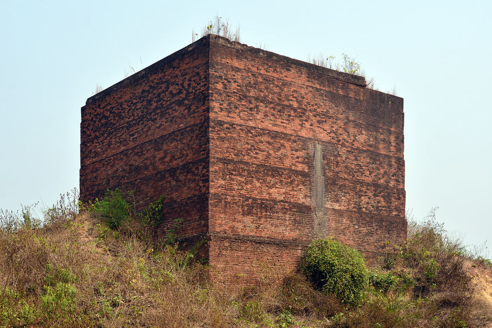 Photo of Gumghar, Rajdarbar, Dalmadal Para, Bishnupur, West Bengal, India by Ishita Das Sarkar