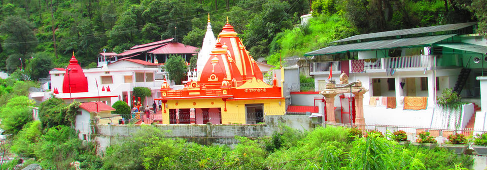 Photo of Kainchi Dham, Bhowali Range, Uttarakhand, India by Ishita Das Sarkar