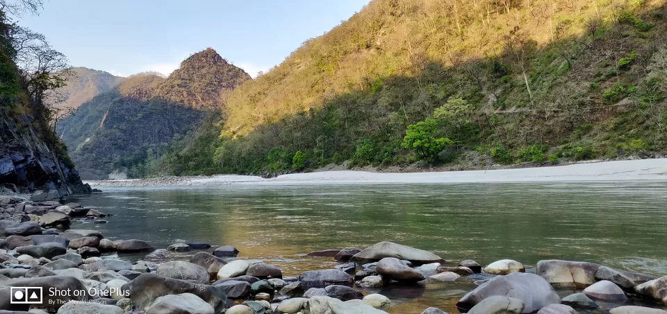 Photo of Experience the adrenaline surge while conquering the rapids during rafting at Rishikesh by Ishita Das Sarkar