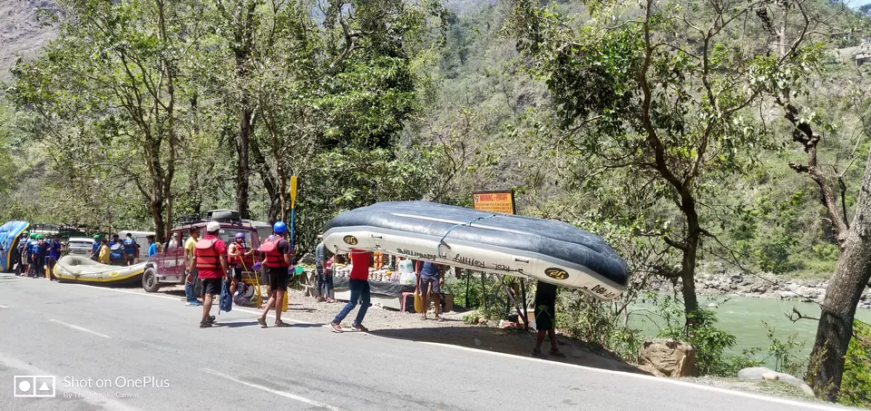 Photo of Experience the adrenaline surge while conquering the rapids during rafting at Rishikesh by Ishita Das Sarkar