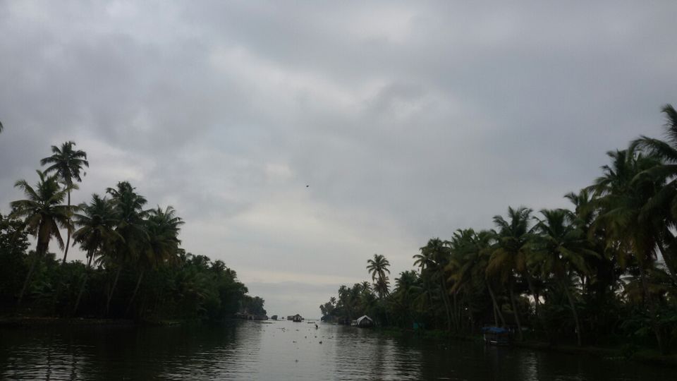 Photo of Lost in God's own country- a tale of 12 day bike tripping 4/20 by Yougal