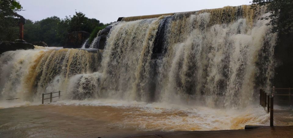 Photo of Thirparappu WaterFalls, Thirparappu, Tamil Nadu, India by Sunil Kumar